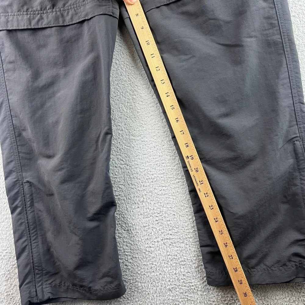 The North Face Mens Convertible Cargo Hiking Pants Dark Gray Size Medium Short